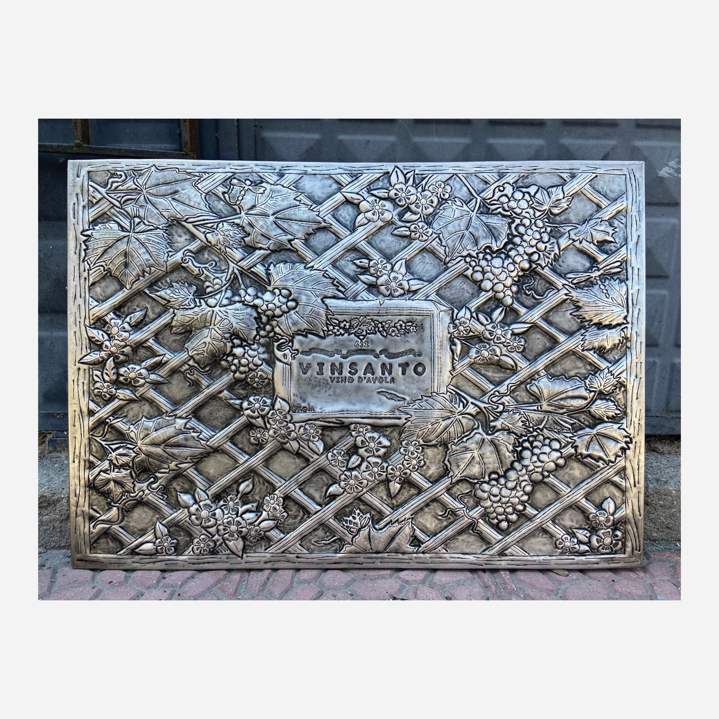 Copper Wine Cellar Sign (Grapes) - Natuross