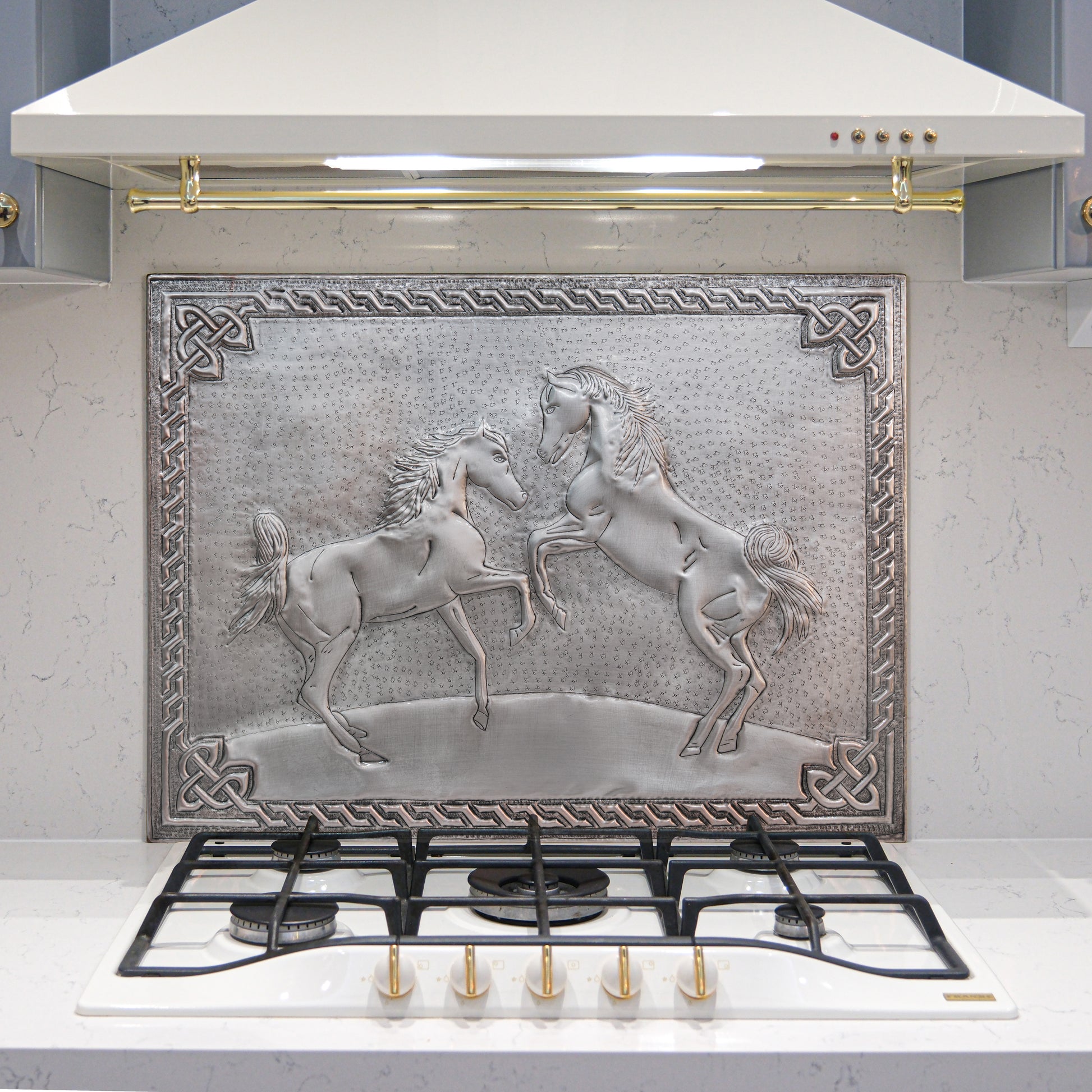 Ranch-Style Kitchen Backsplash Tile - Copper Horses - Gray - Natuross
