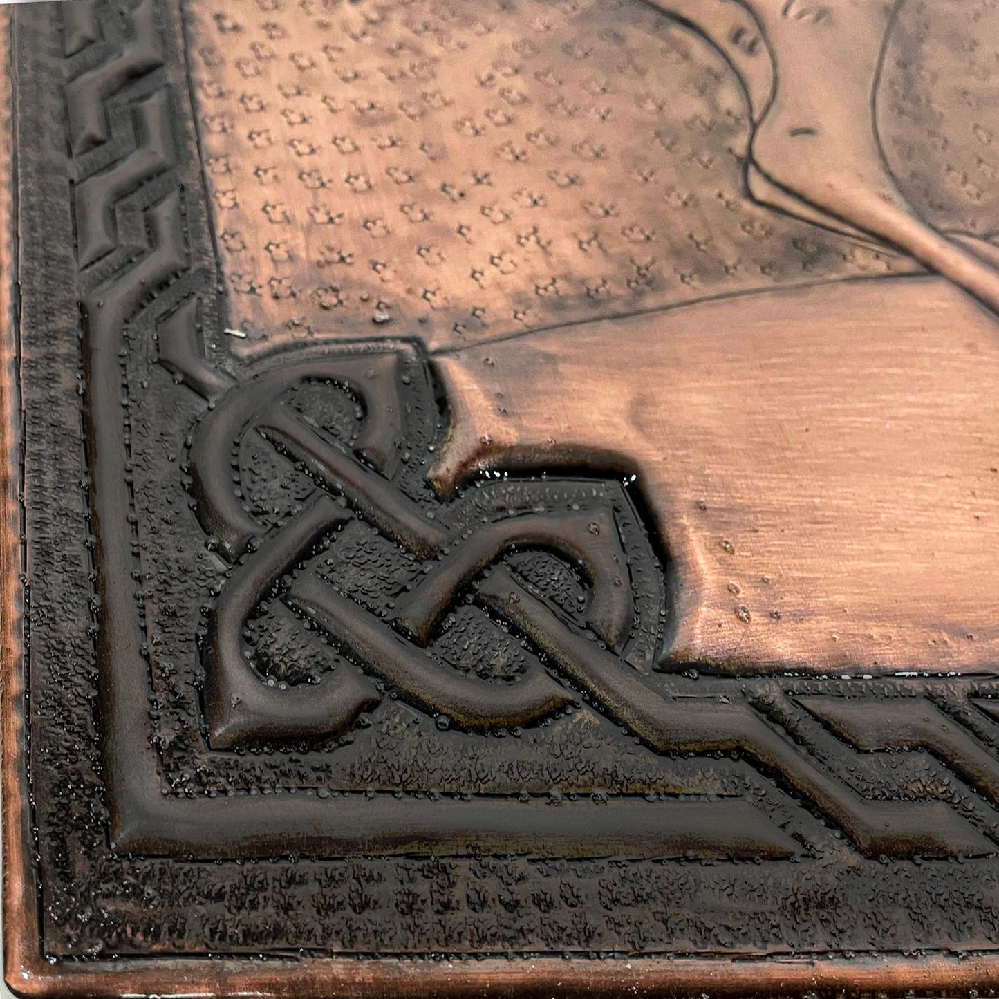 Ranch-Style Kitchen Backsplash Tile - Copper Horses - Brown Patina - Natuross
