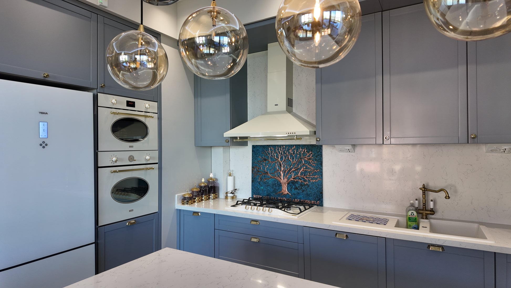 Eternal Tree Copper Backsplash in Blue - Natuross