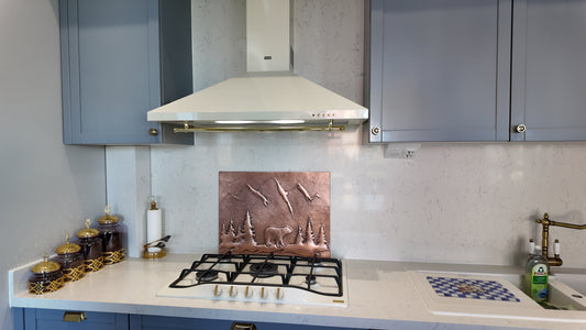 Carrelage pour crédence de cuisine bohème - Ours cuivré dans la nature - Cuivre naturel