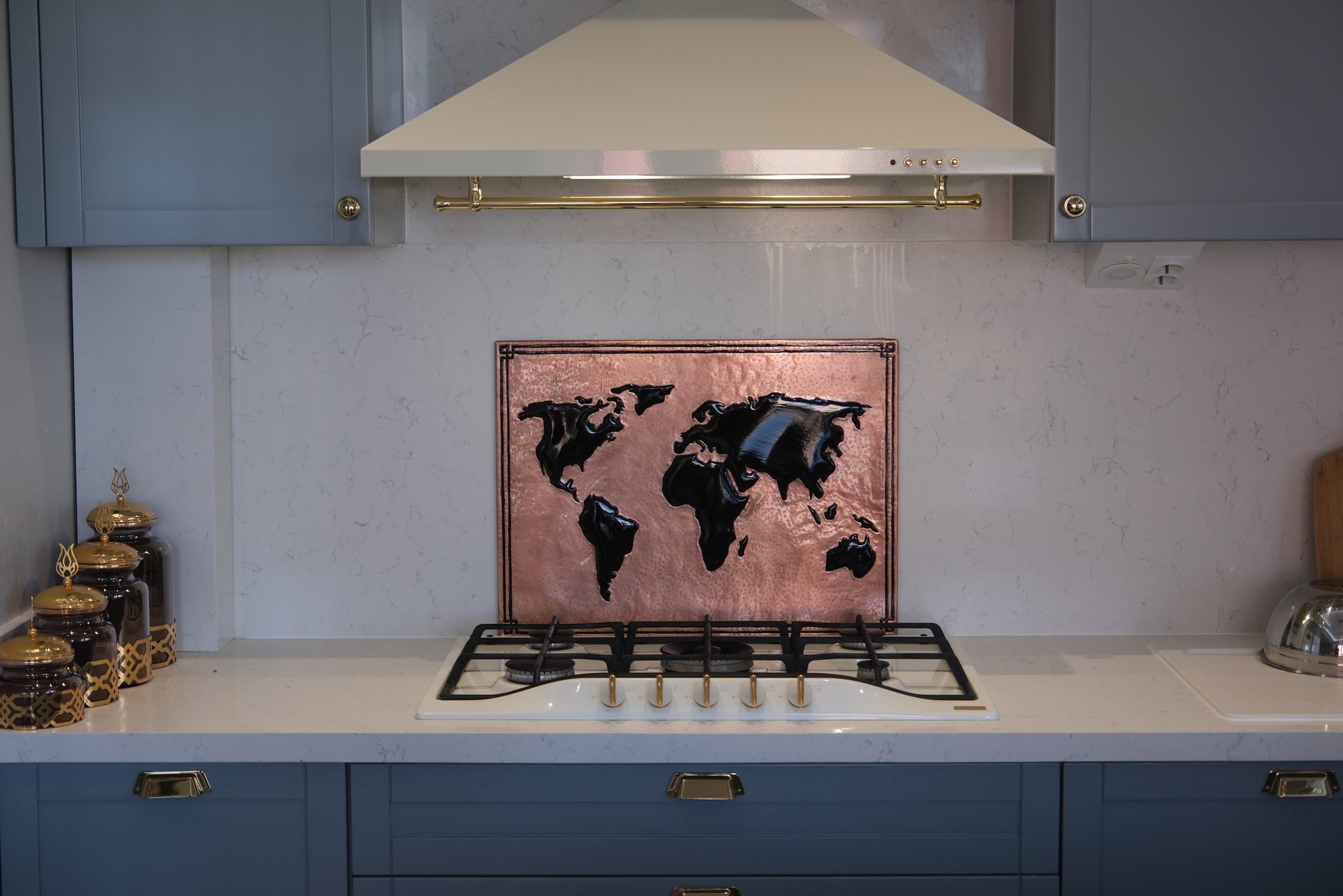 World Map Copper & Black Kitchen Backsplash - Natuross