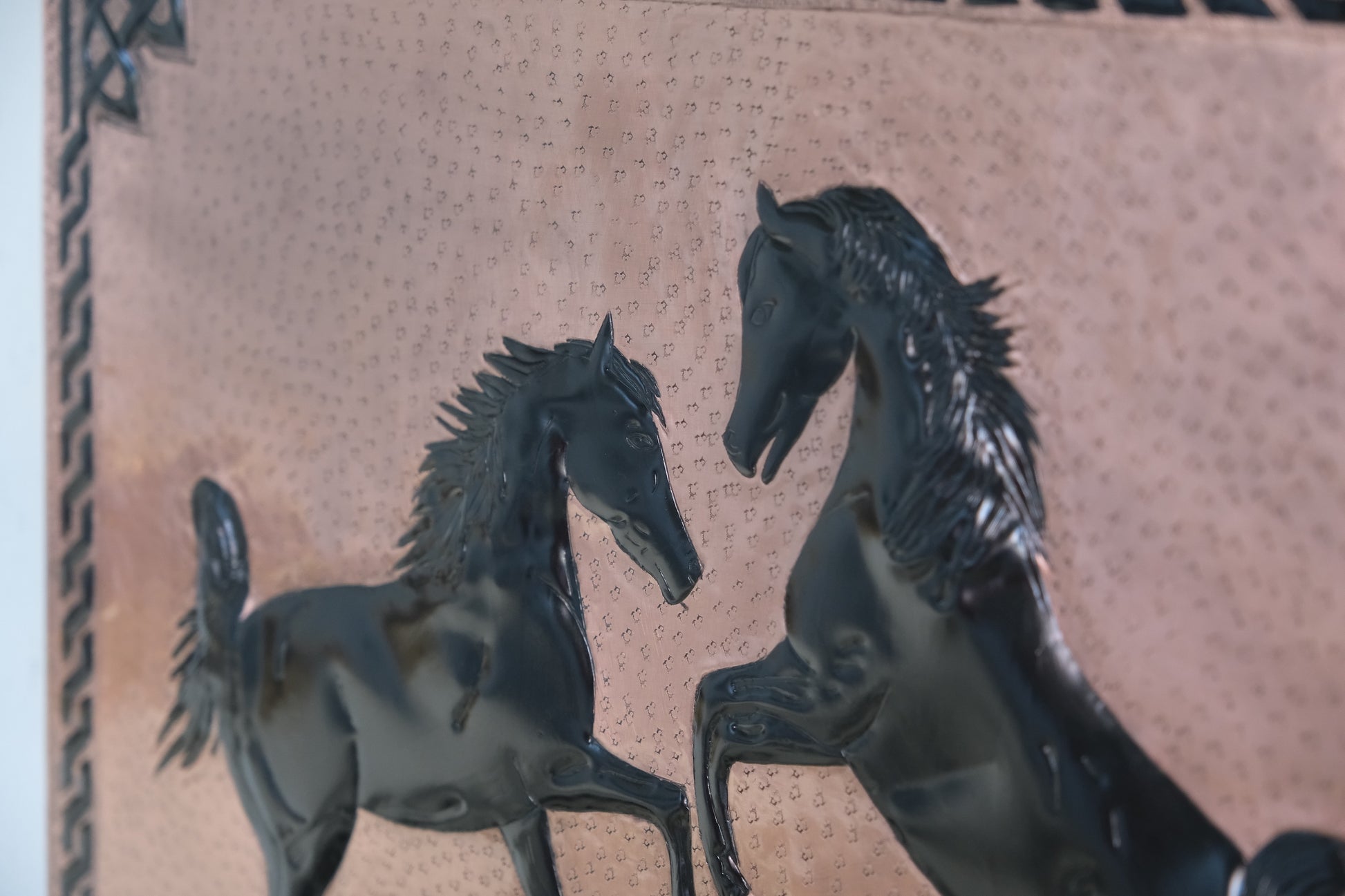 Wild Horses Copper & Black Kitchen Backsplash - Natuross