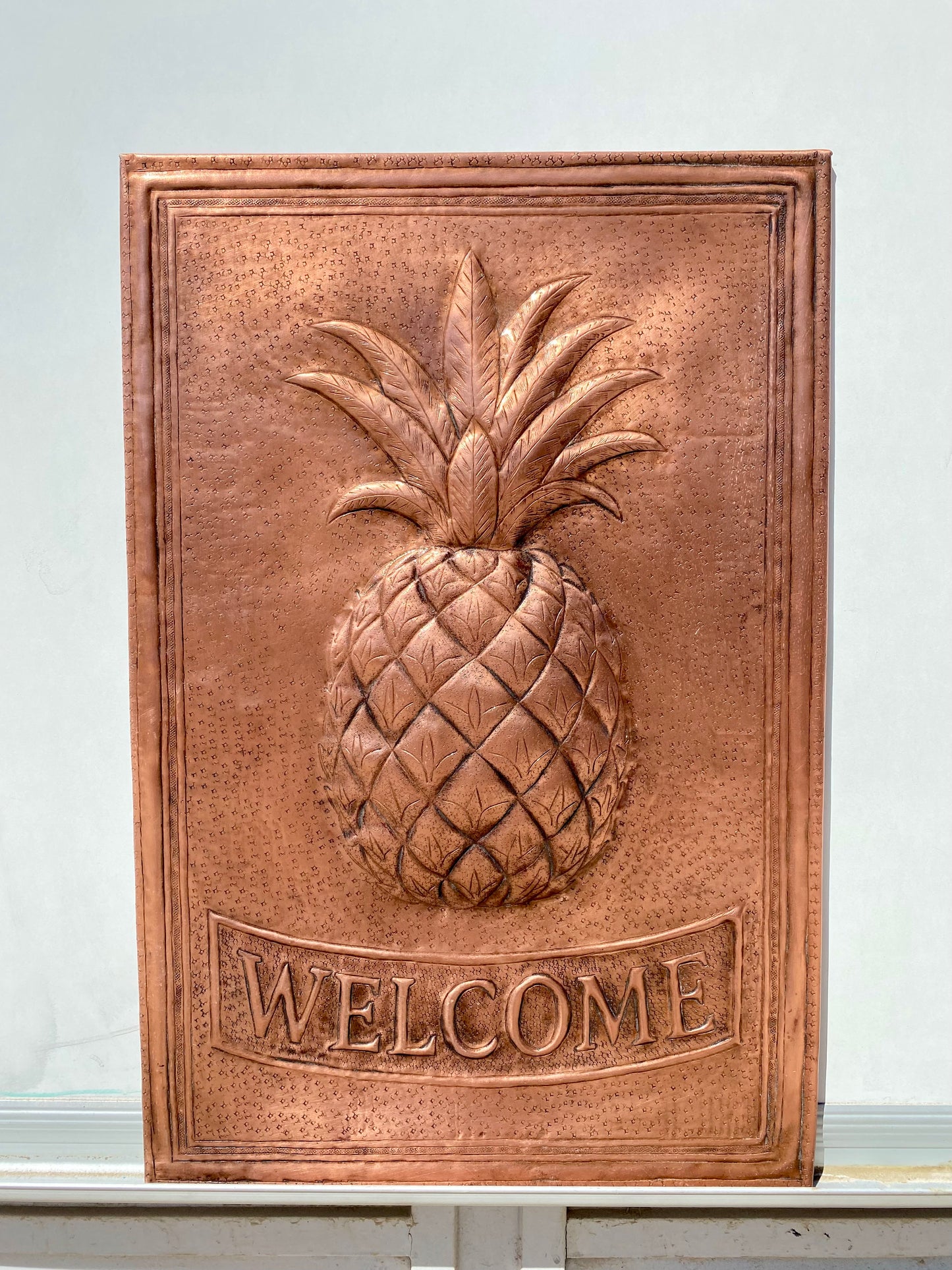 Hand-Hammered Copper Pineapple Welcome Sign — Rustic Wall Art Panel