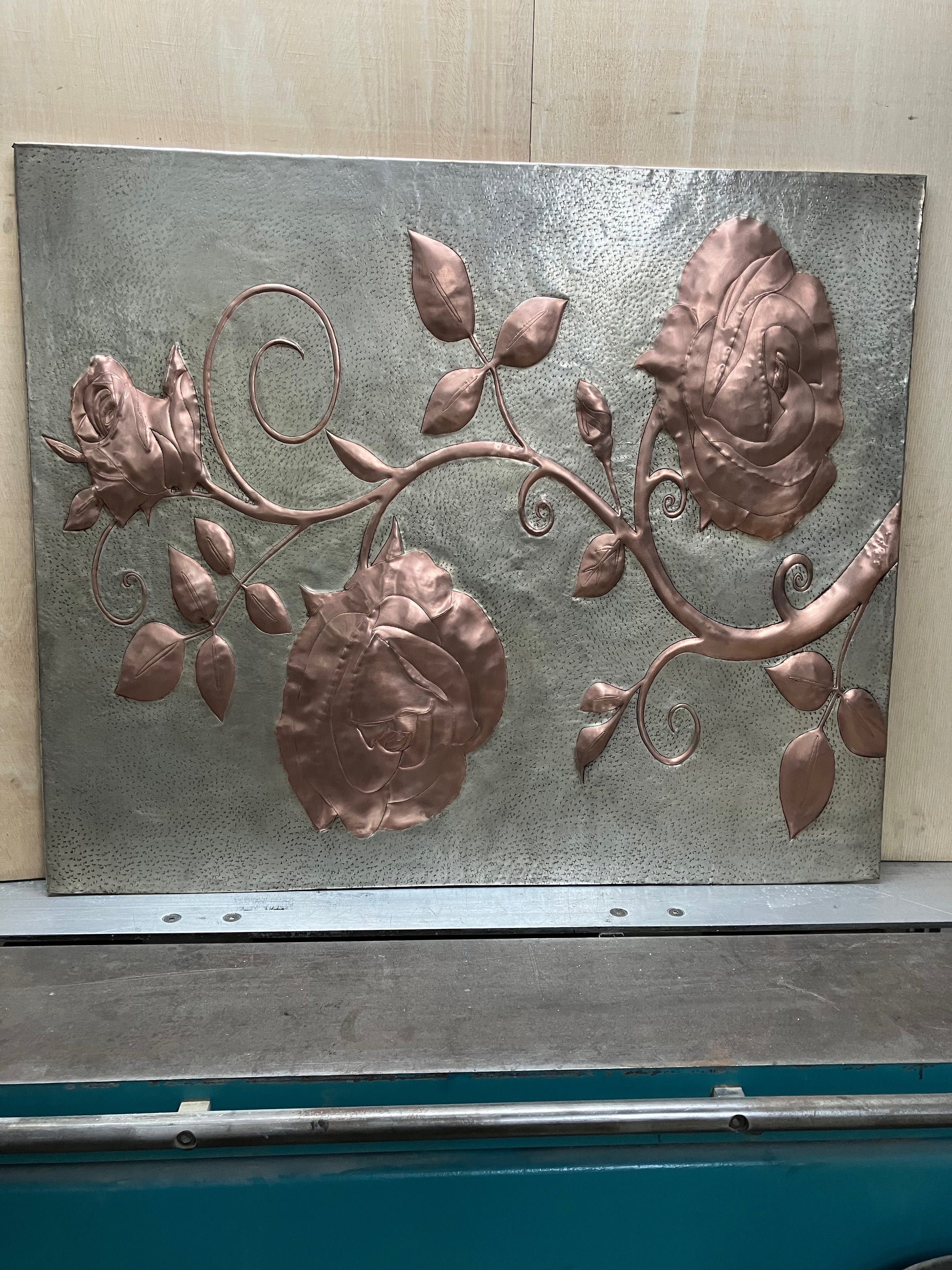 Rose Branch Copper Backsplash - Natuross