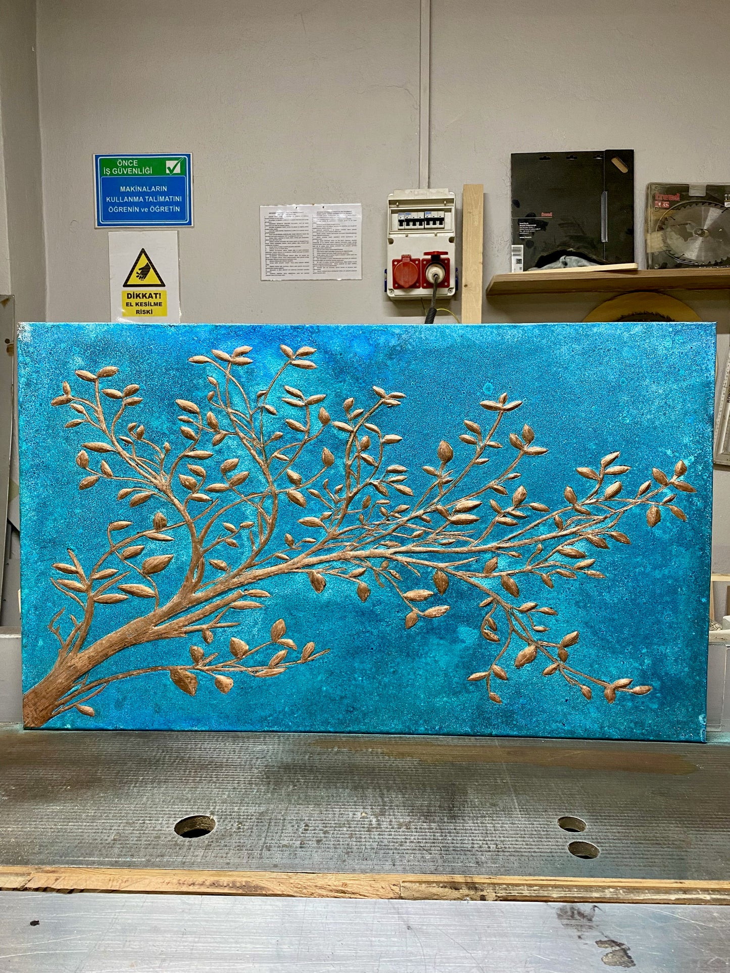 Blue Copper Tree Branches Backsplash - Natuross
