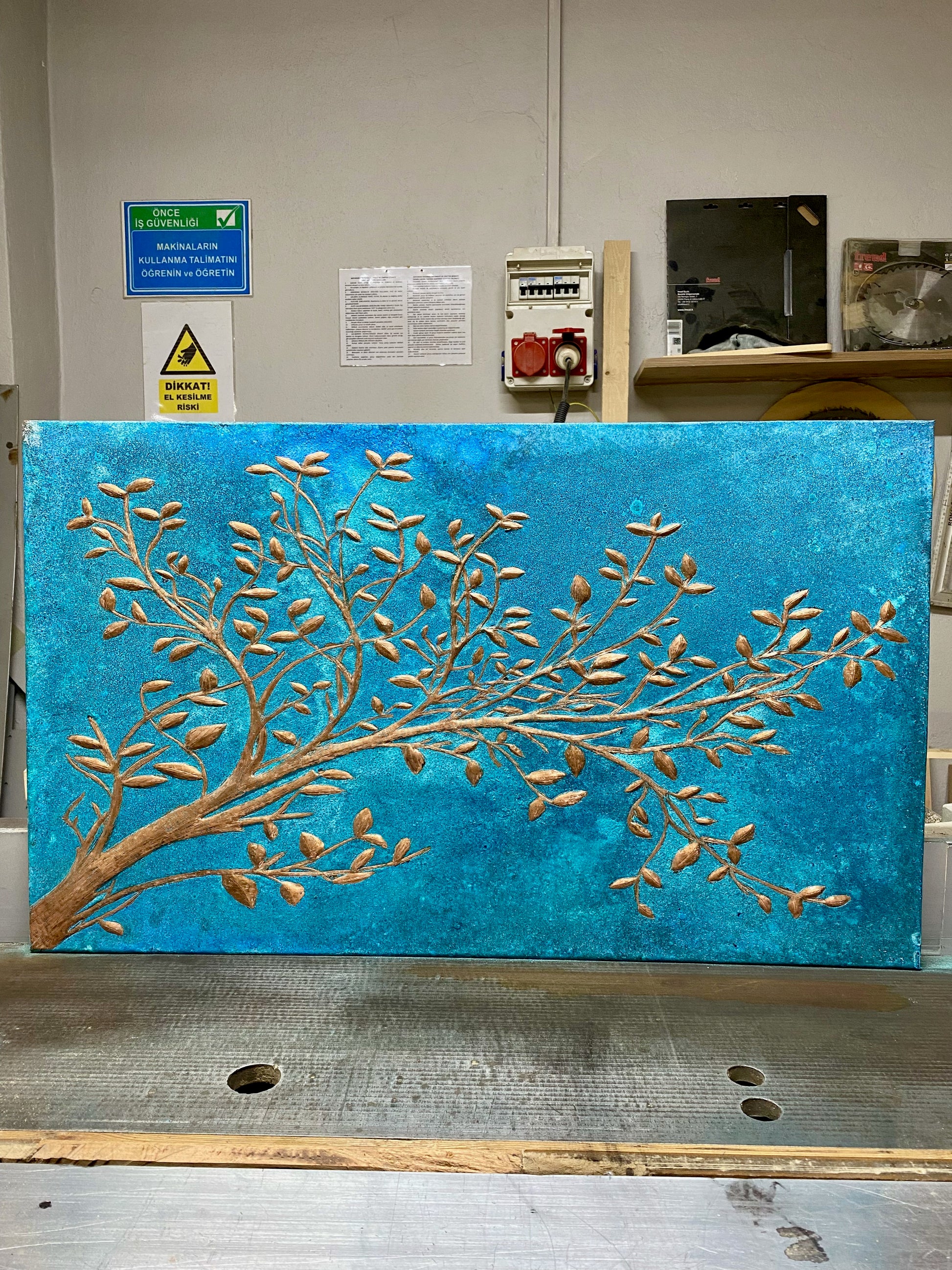 Blue Copper Tree Branches Backsplash - Natuross