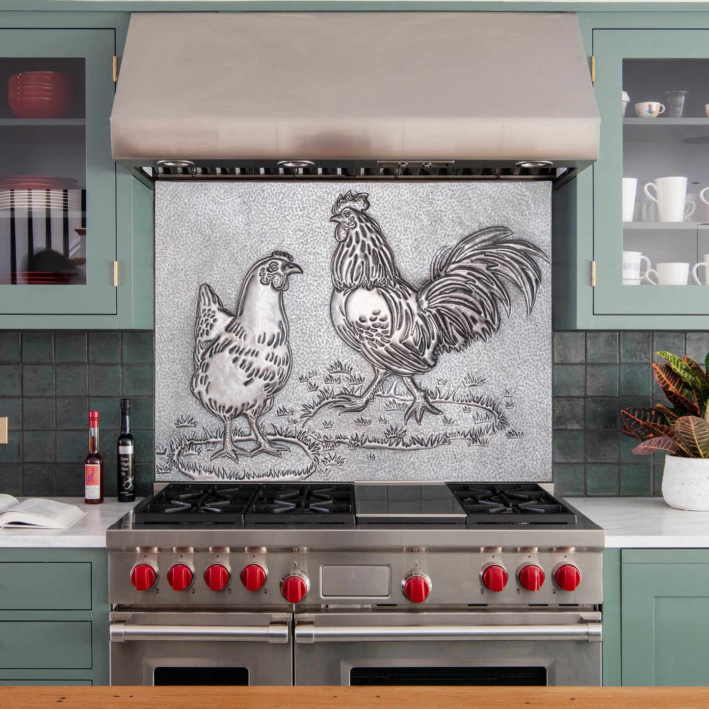 Farmhouse Kitchen Backsplash Tile - Copper Rooster & Chicken - Gray - Natuross