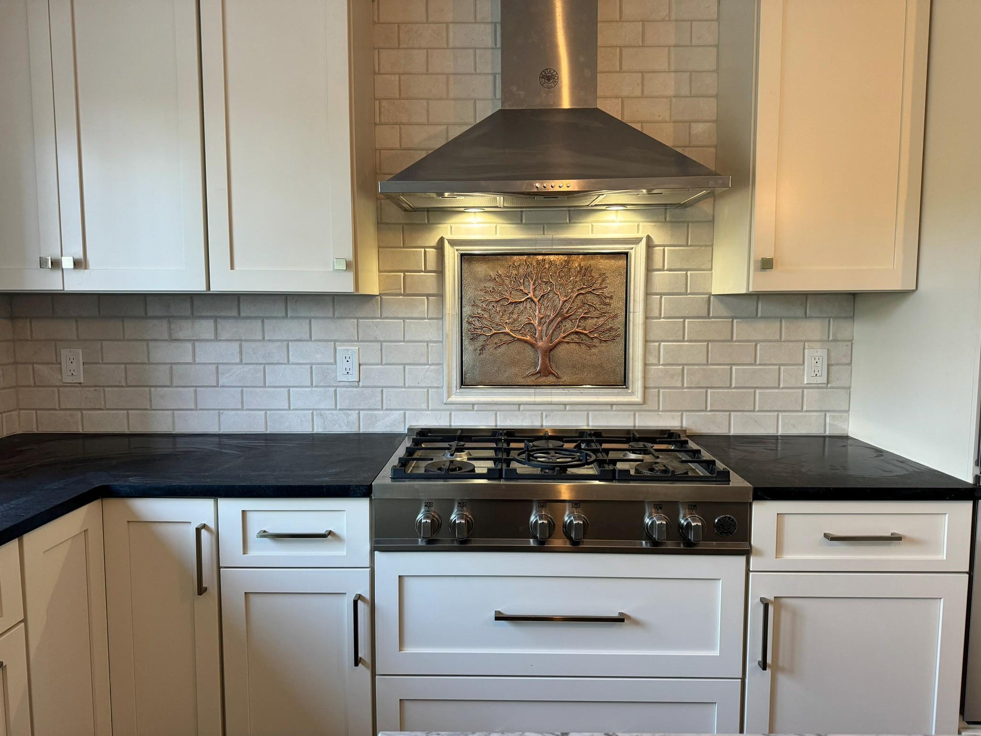 Eternal Tree Copper Backsplash in Gray & Copper - Natuross