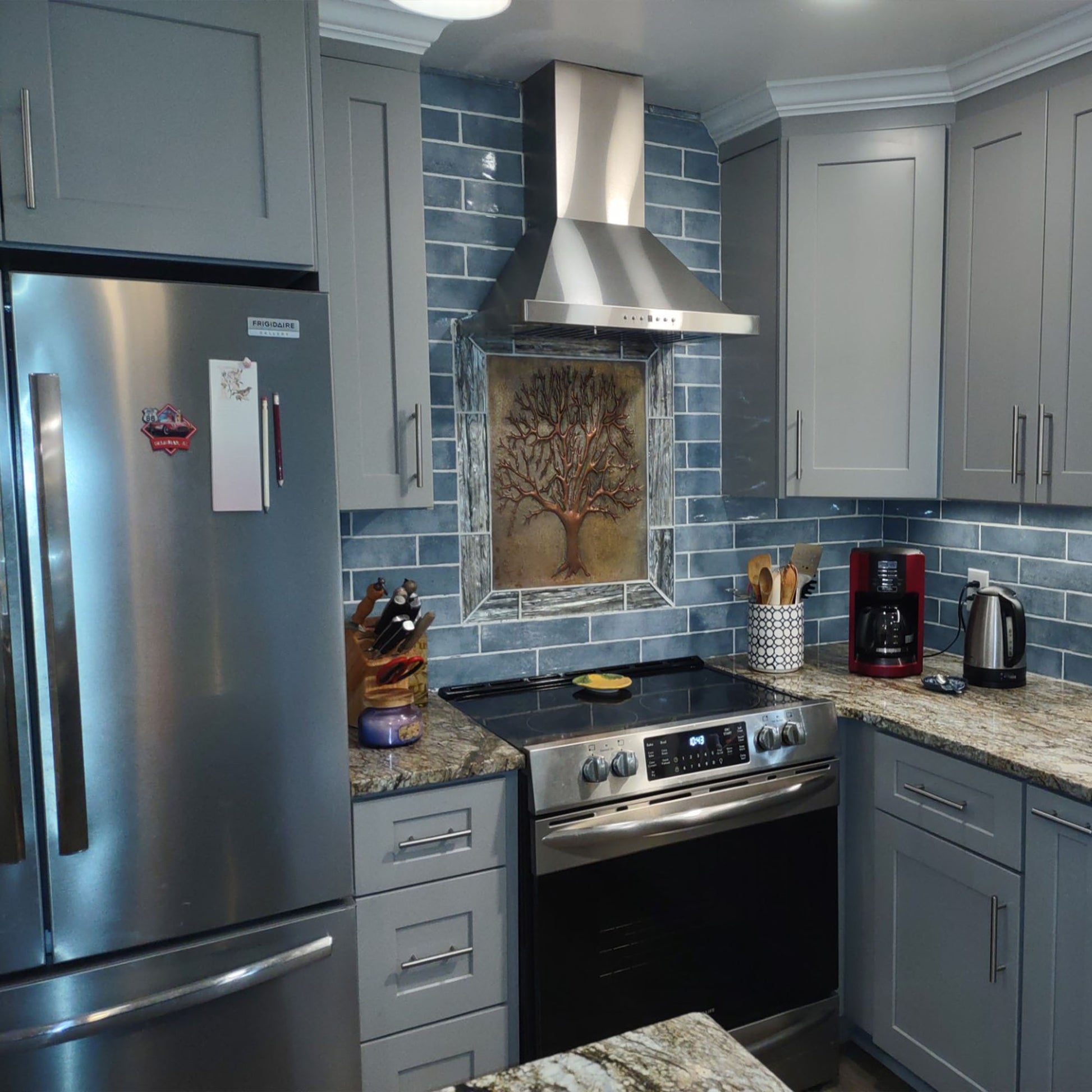 Eternal Tree Copper Backsplash in Gray & Copper - Natuross