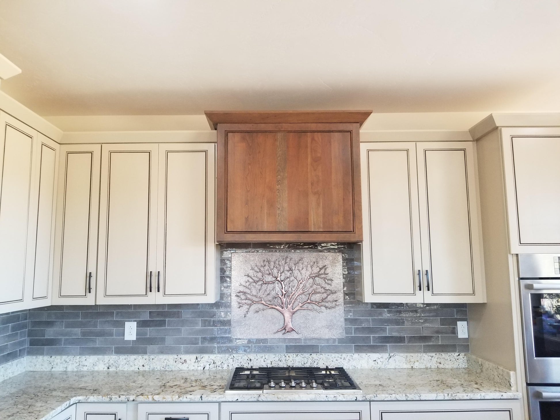 Eternal Tree Copper Backsplash in Gray & Copper - Natuross